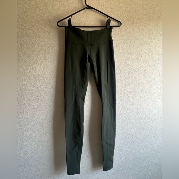Lululemon Wunder Under Olive Green size 4 - Picture 2 of 4